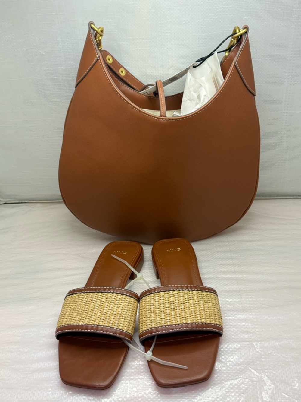 Mango Tan Brown Slide Sandals with Woven Straw Strap set sandals and bag $90